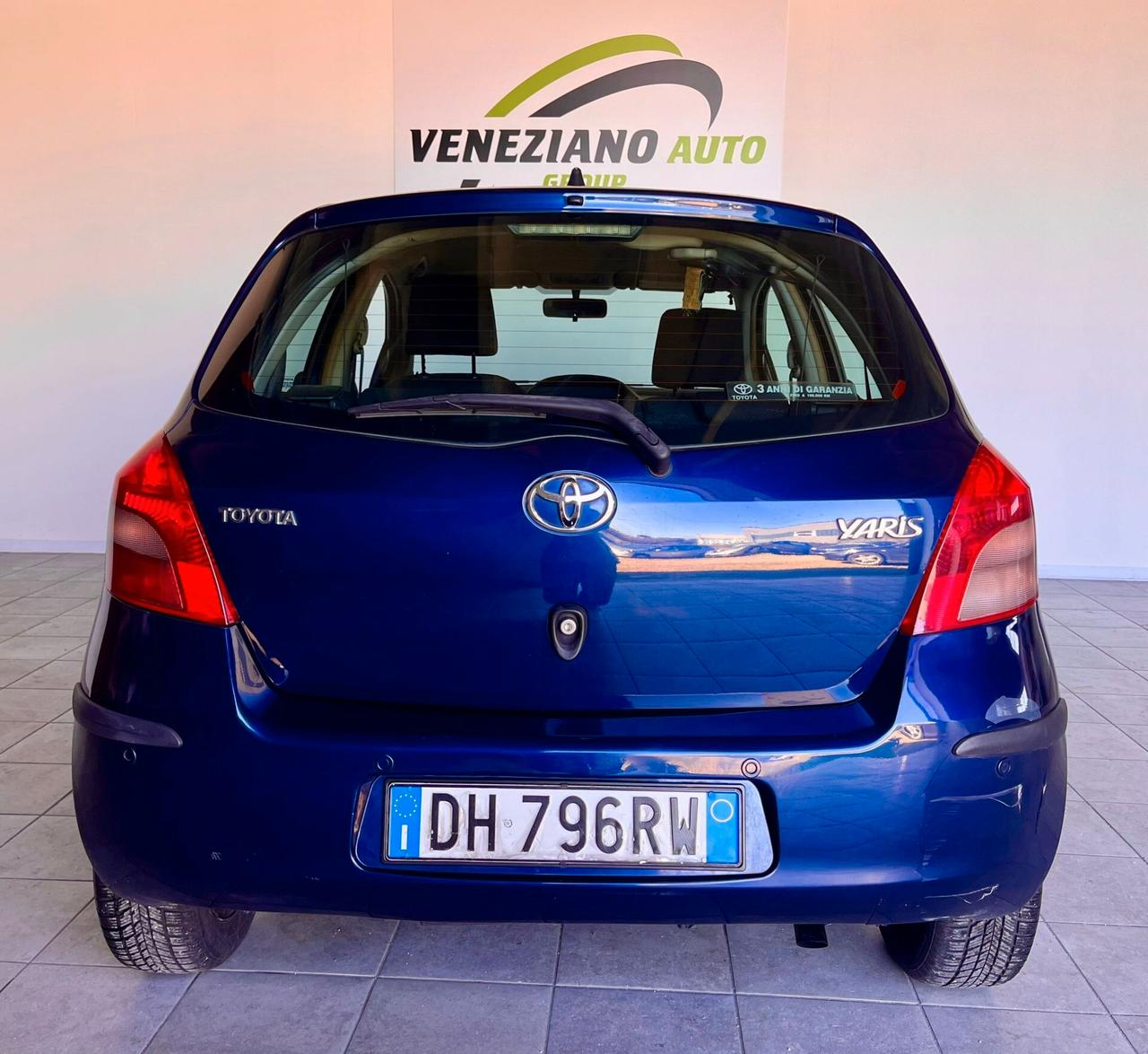 Toyota Yaris SOL 5p automatica