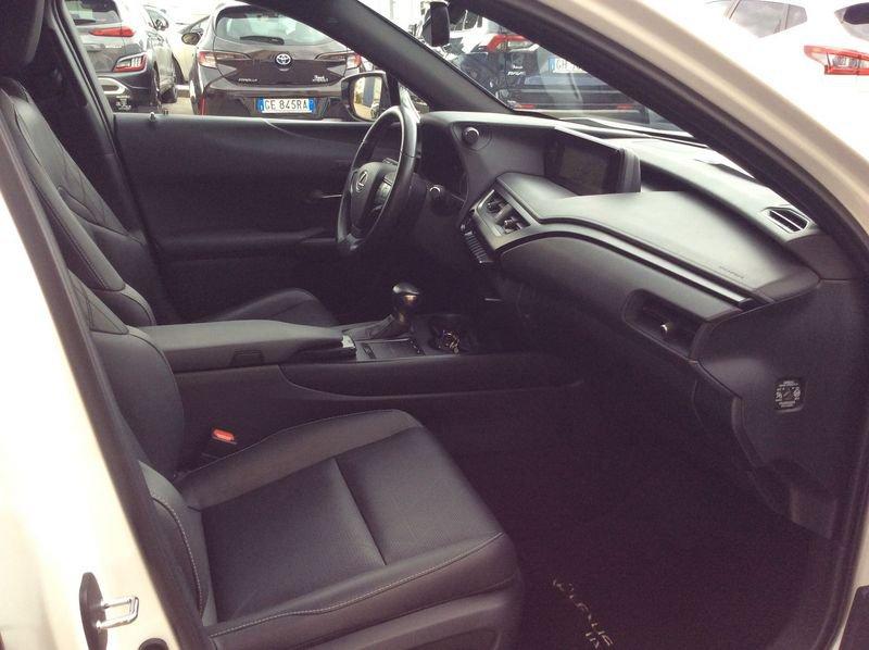 Lexus NX NX Hybrid 4WD Luxury