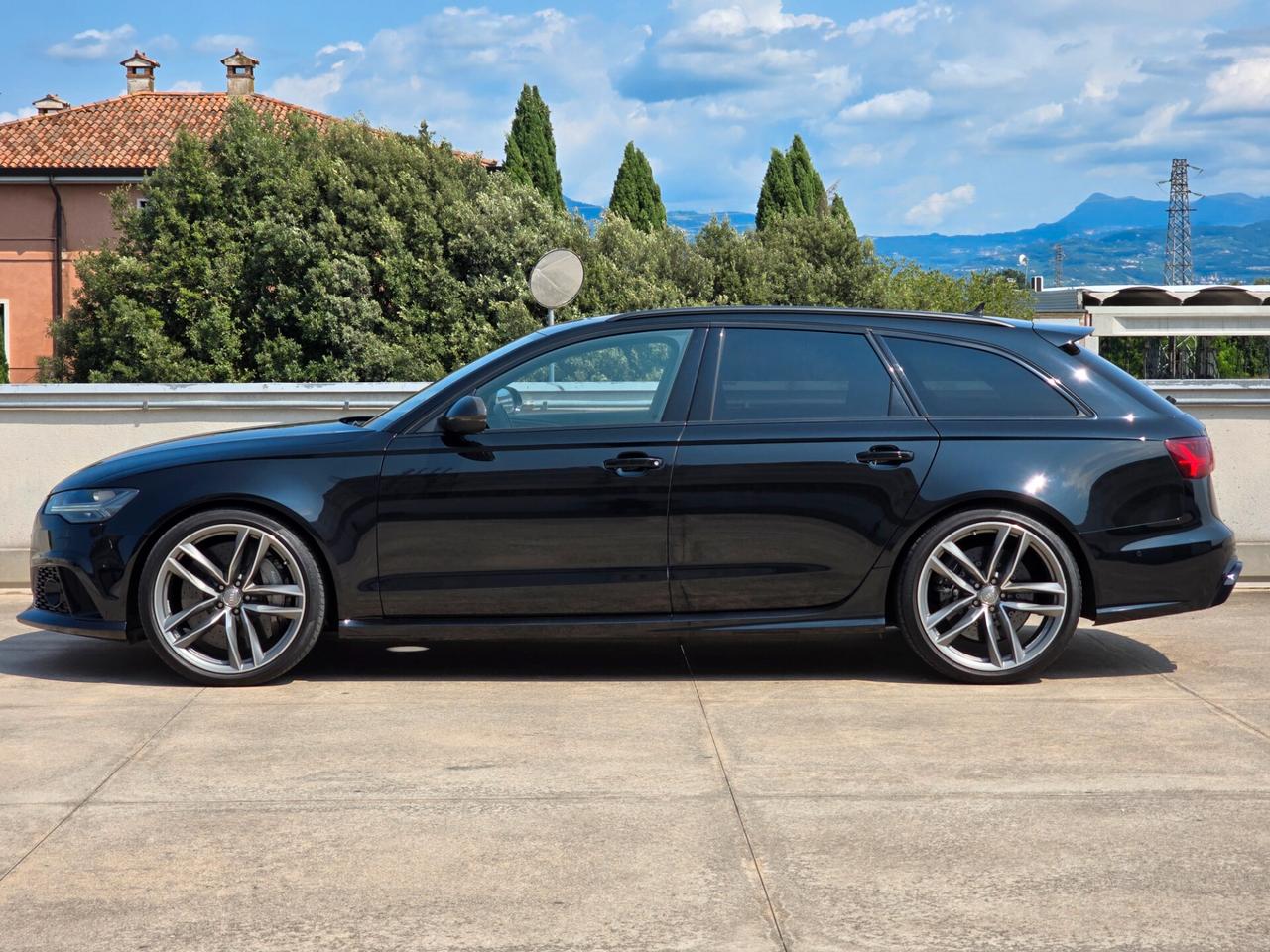 Audi A6 RS6 Avant 4.0 TFSI quattro performance Dynamic Plus