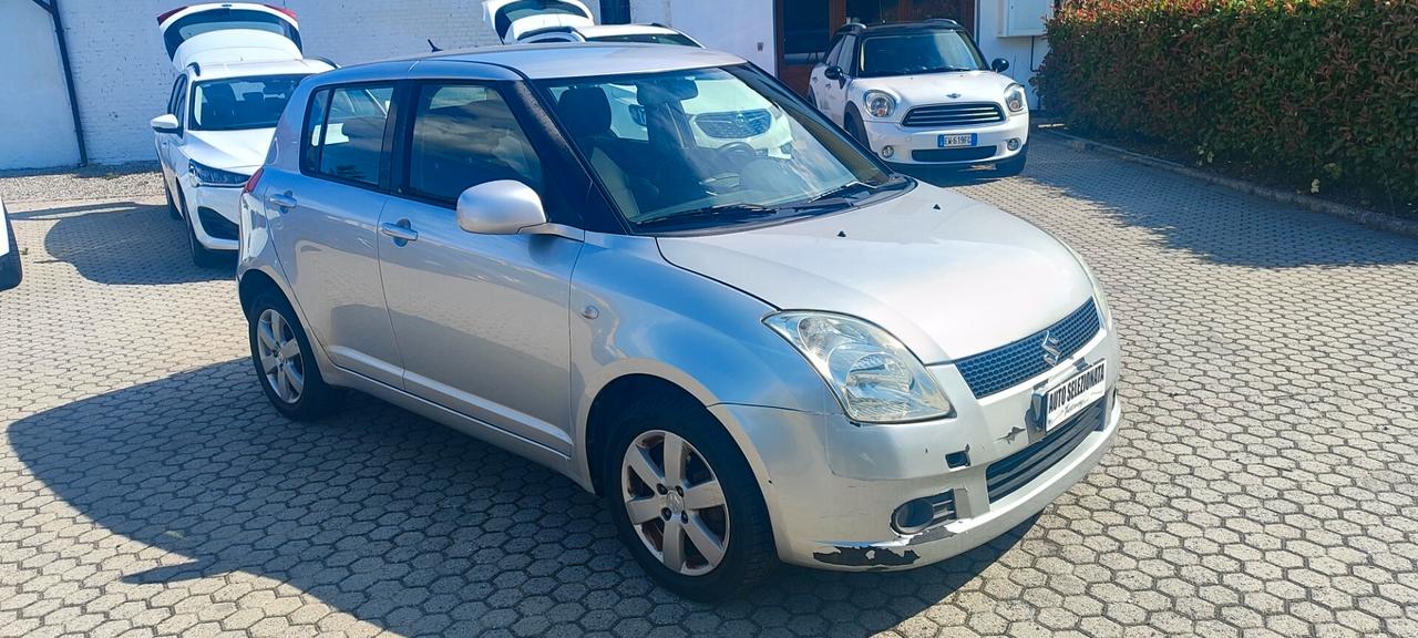 Suzuki Swift 1.3 4x4 5p. GL