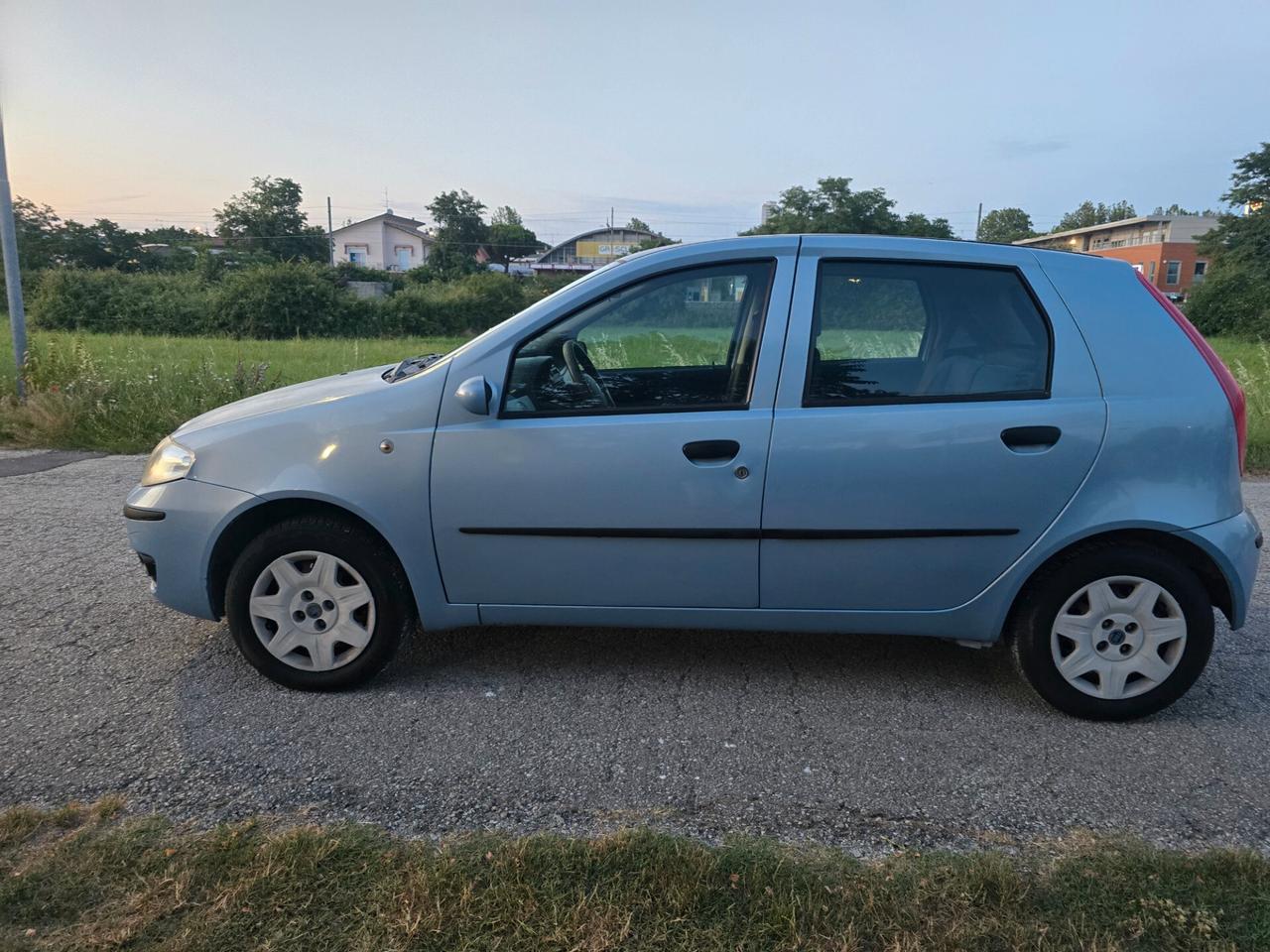 Fiat Punto 1.2 Benzina con GARANZIA- NEOPATENTATI