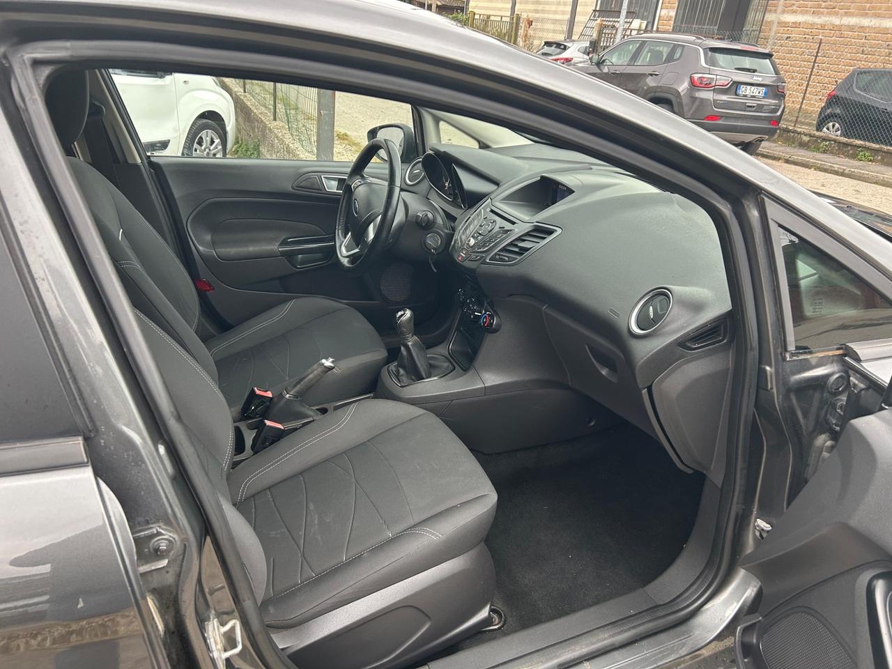 Ford Fiesta 1.5 TDCi 75CV 5 porte Business