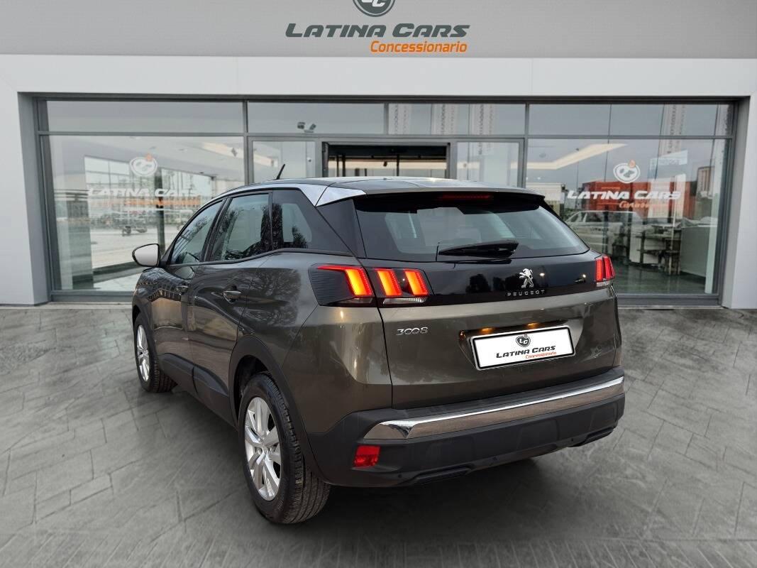 Peugeot 3008 1.5 bluehdi Business s&s 130cv Con NAVIGATORE