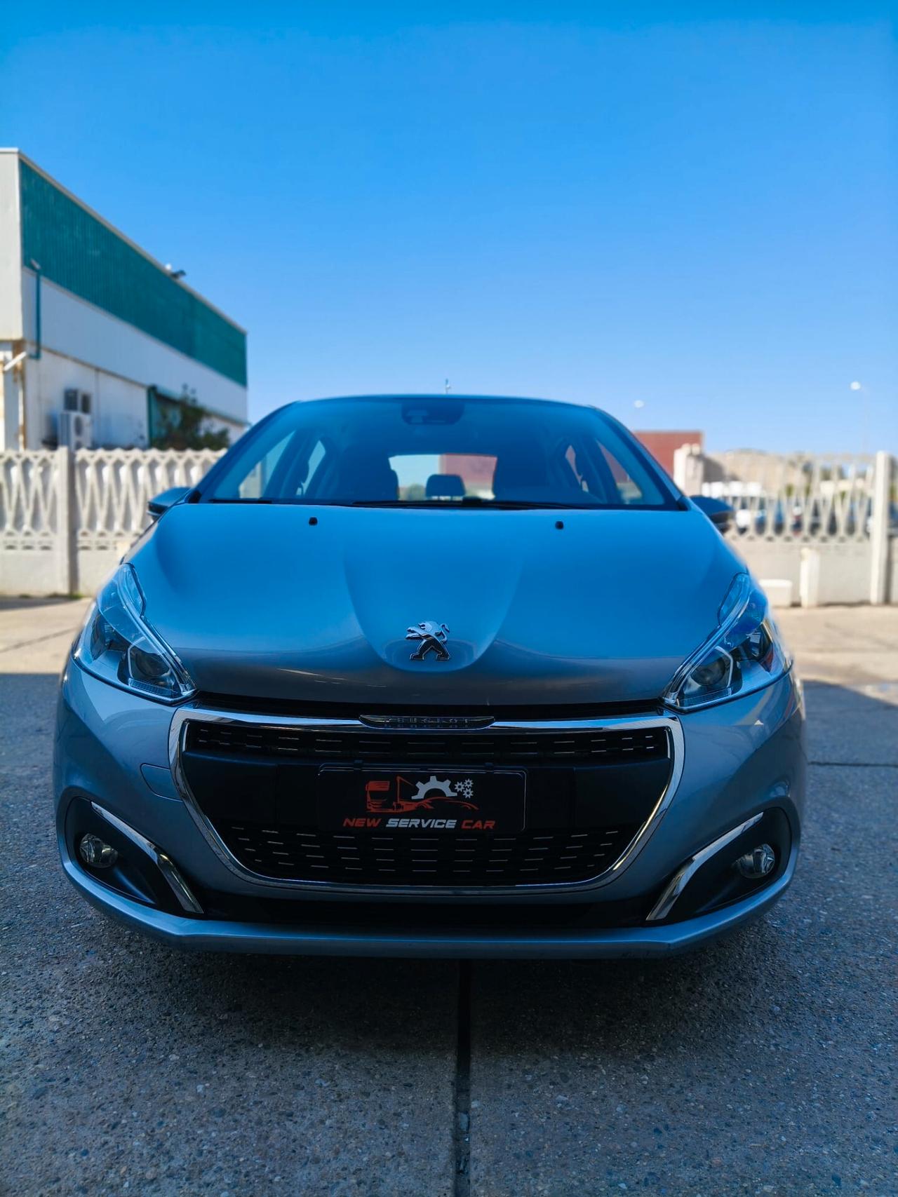 Peugeot 208 anno 2019 full optional