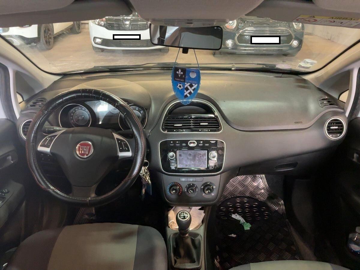 Fiat Punto BENZINA NAVIGATORE