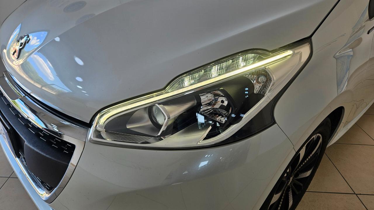 Peugeot 208 BlueHDi 100 S&S 5 porte Allure
