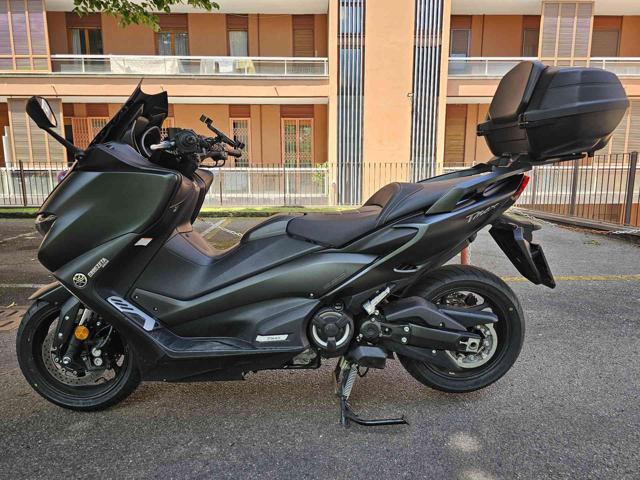 YAMAHA T-Max 560 E