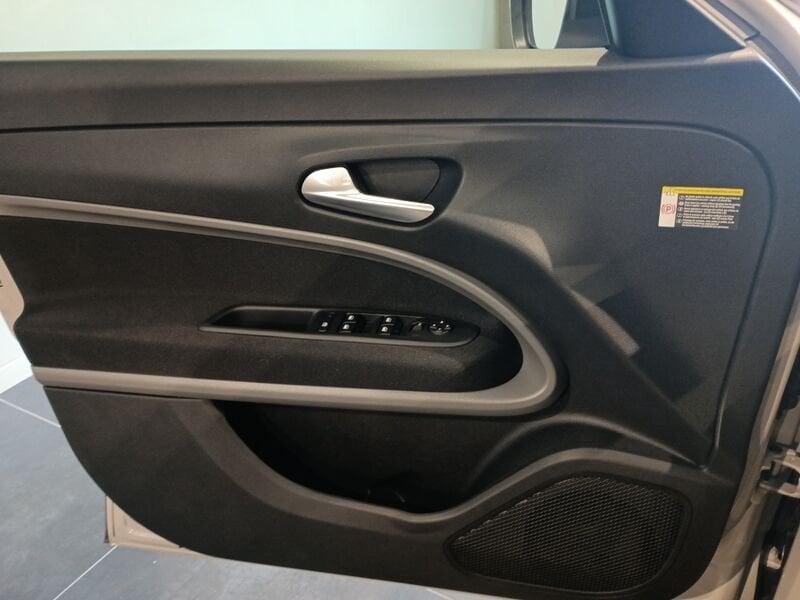 Jeep Avenger e-Hybrid 1.2 MHEV e-Hybrid Turbo Longitude