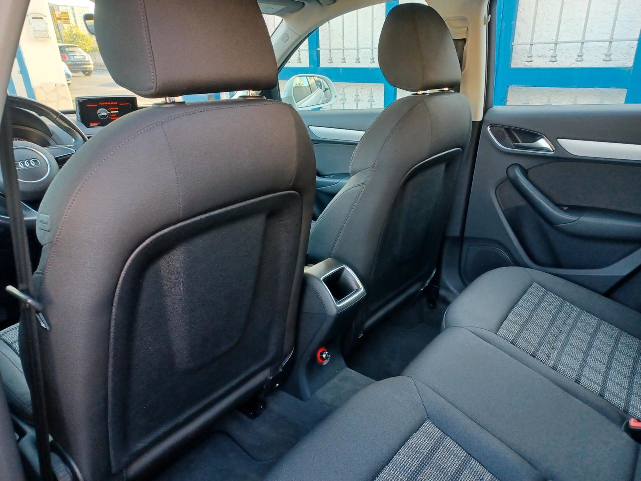 Audi Q3 2.0 TDI 120 CV Design UNICO PROPRIETARIO