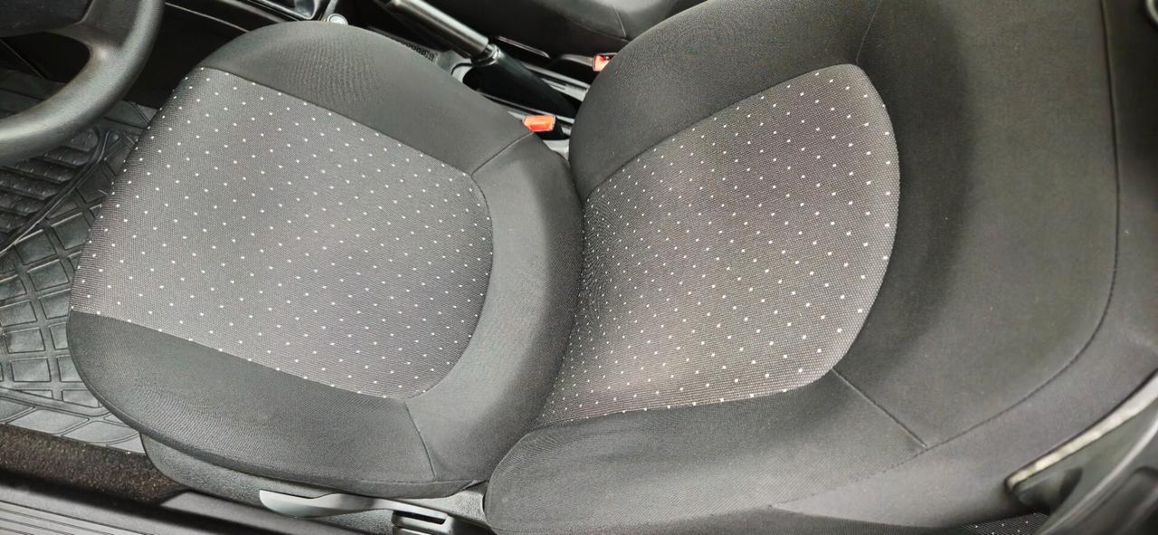 Fiat Grande Punto 1.2 B 48kw NEOPATENTATI