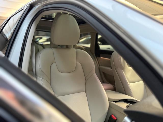 VOLVO V90 D4 Geartronic Momentum
