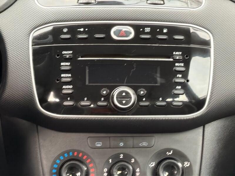 FIAT Grande Punto Grande Punto 5p 1.4 natural power Actual 77cv
