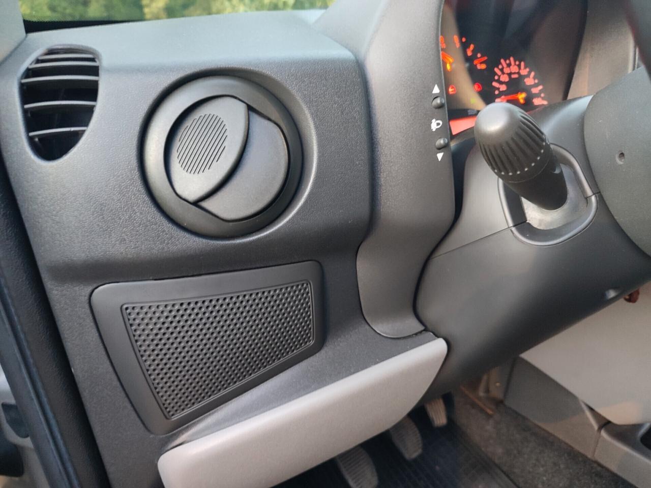 FIAT DOBLO 2007 A METANO DI CASA POCHI KM NUOVO