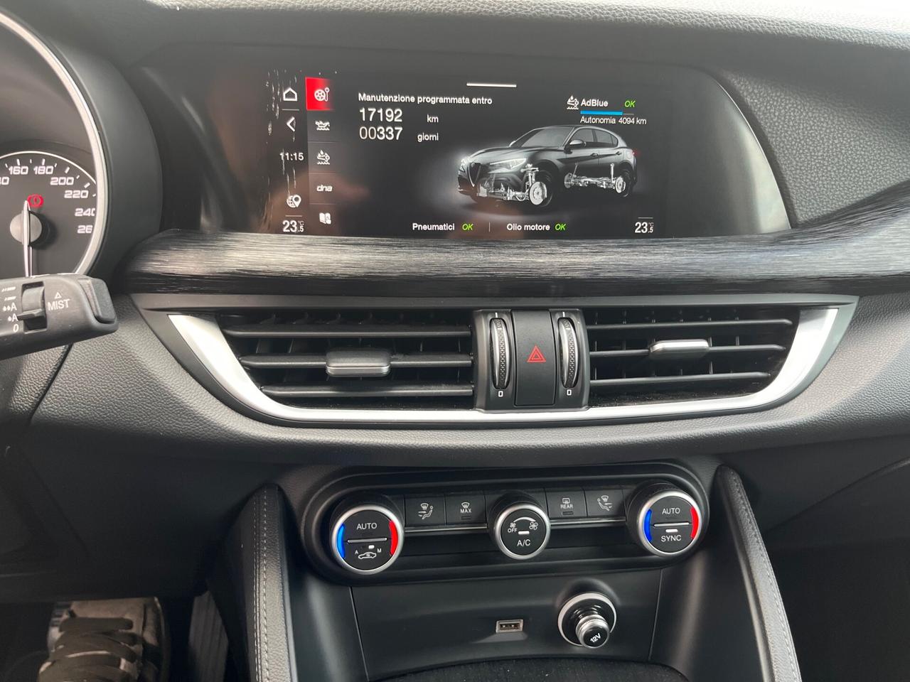 Alfa Romeo Stelvio 2.2 Turbodiesel 160 CV AT8 RWD Business