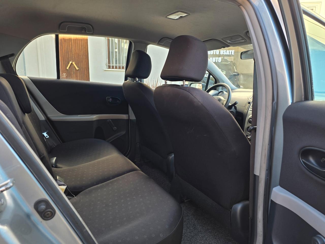 Toyota Yaris 1.0 Benzina 5 porte