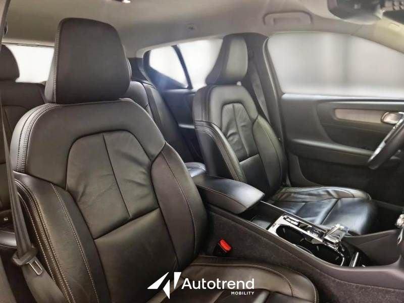 Volvo XC40 Recharge T4 129+14 CV Recharge Plug-In Hybrid Inscription