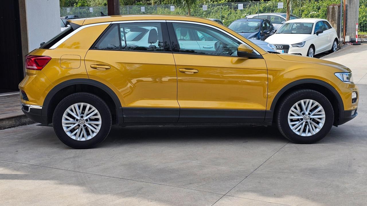 Volkswagen T-Roc 1.6 TDI SCR Business BlueMotion Technology