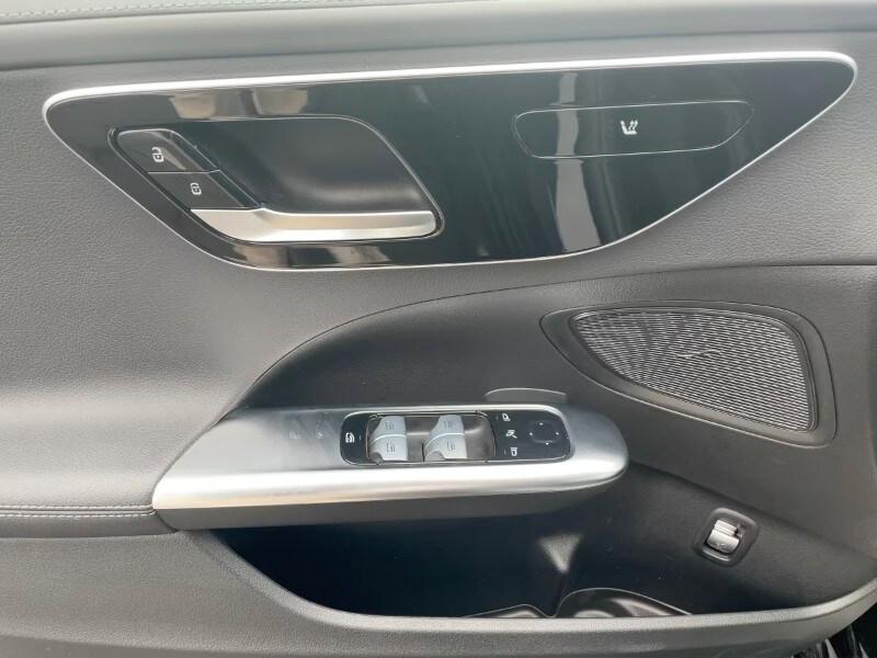 MERCEDES Classe C (W/S206) C 220 d Mild hybri...