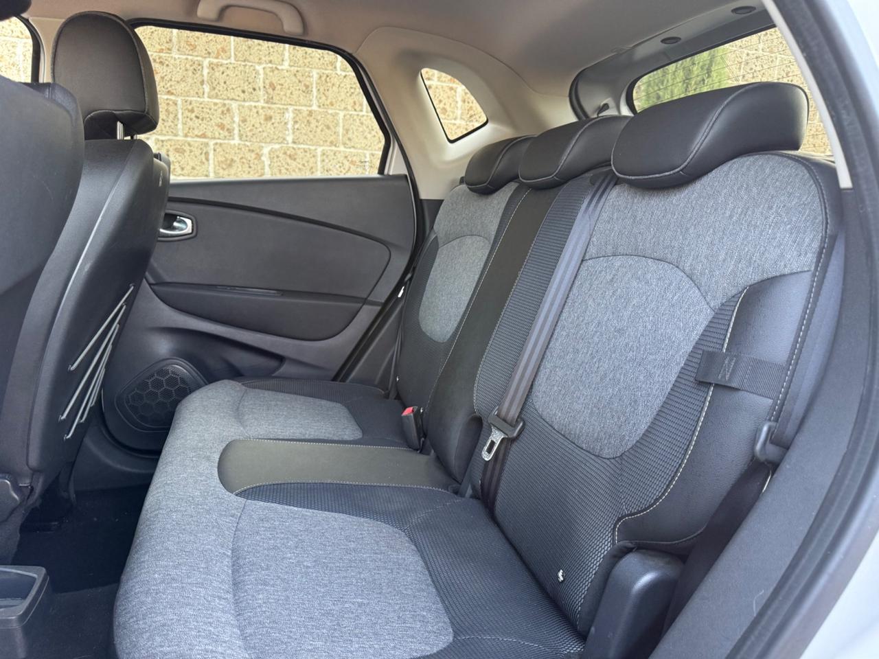 Renault Captur 1.5 Diesel AUTOMATICA 12 Mesi di garanzia