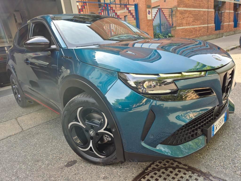 Alfa Romeo Junior 1.2 136 CV Hybrid eDCT6 Speciale