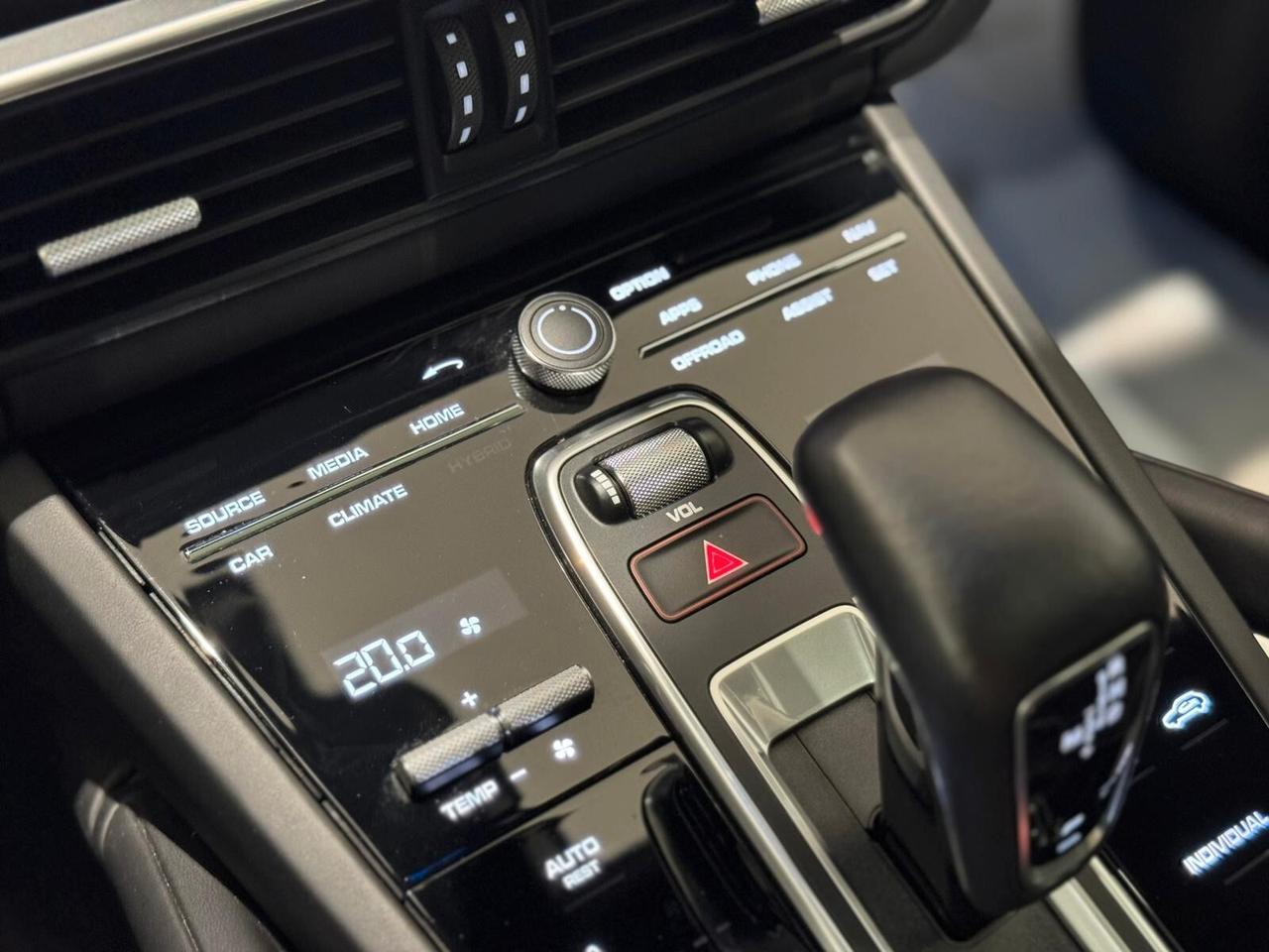 Porsche Cayenne Coupé 3.0 V6 462 CV E-Hybrid