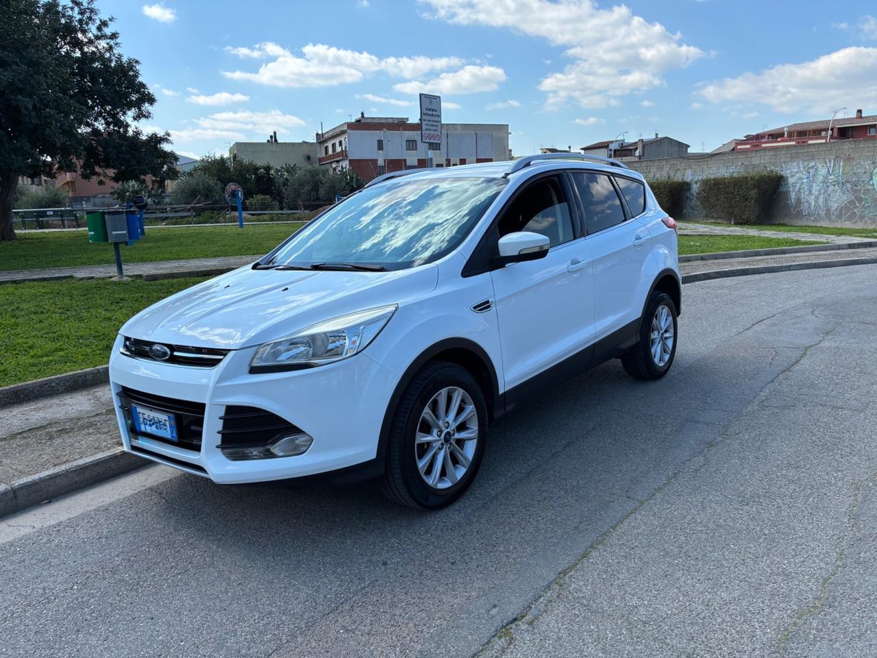 Ford Kuga 2.0 TDCI 120 CV S&S 2WD Titanium