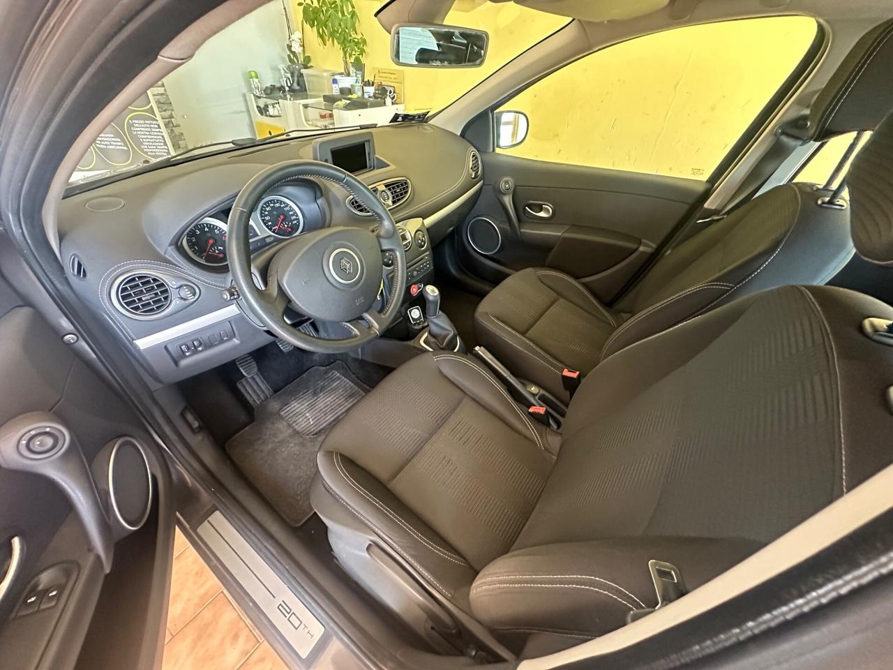 Renault Clio 1.2benz. 72.000km
