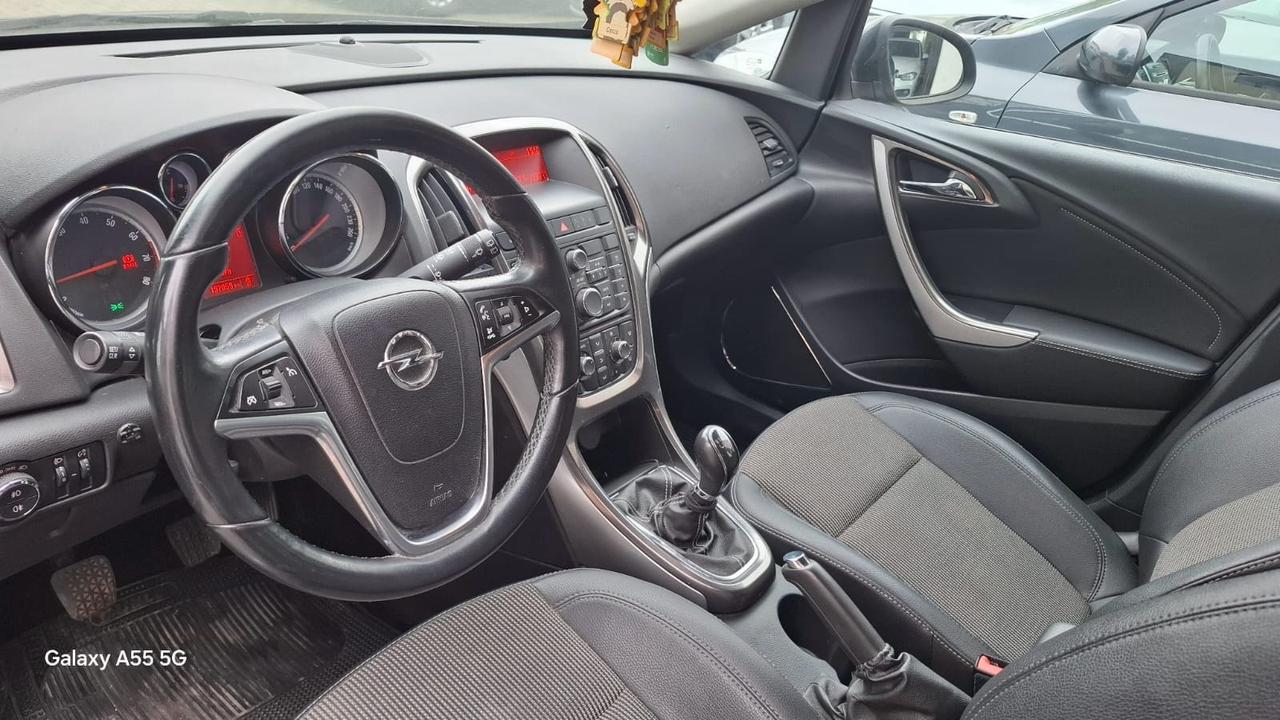 Opel Astra 1.4 Turbo 140CV 5 porte GPL Tech Cosmo