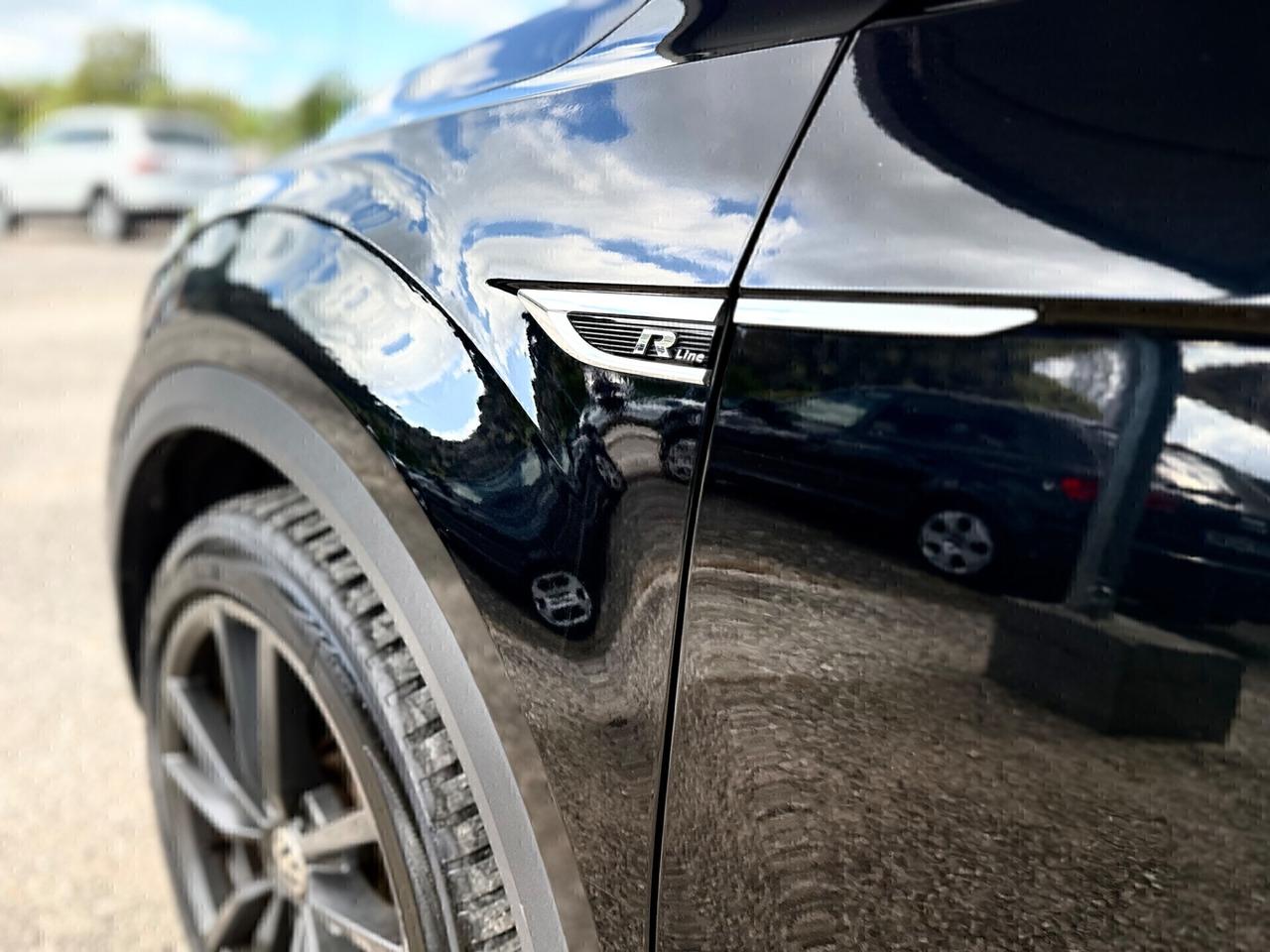 VW T-Roc 1.5 TSI R-LINE *LED*CERCHI18*SENSORI*DSG