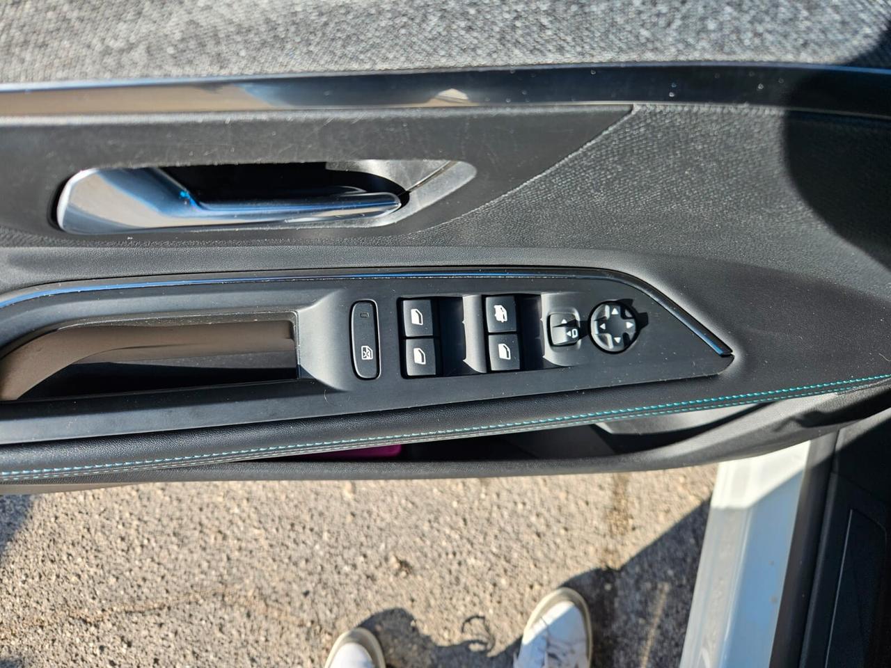 Peugeot 5008 Allure EAT6