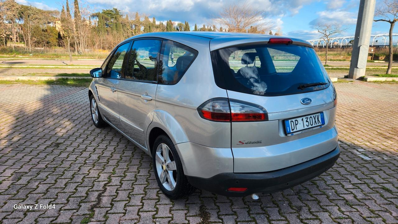 Ford S-Max 2.0 TDCi 140CV Titanium DPF 7 posti.