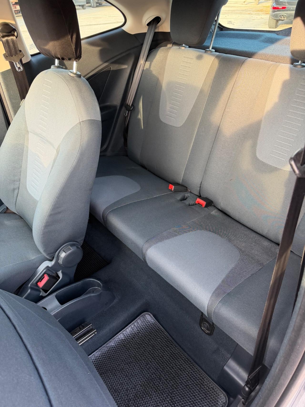 Ford Ka 1.3 TDCi 75CV Titanium cDPF