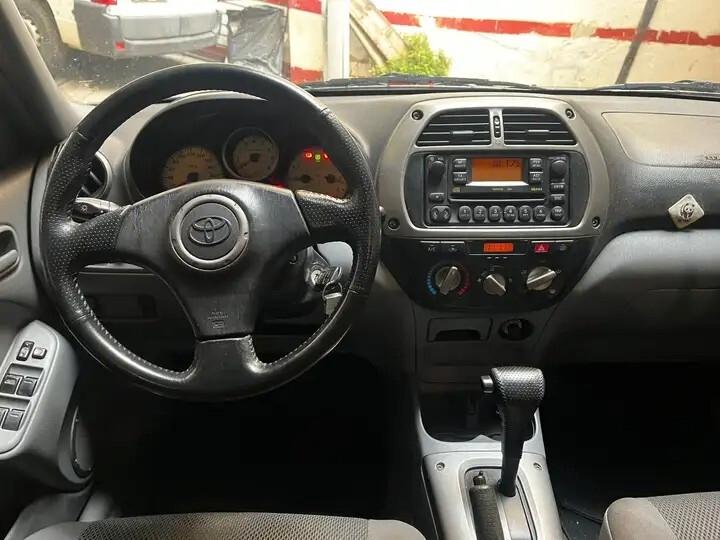 Toyota RAV 4 RAV4 2.0 16V cat 5 porte Sol