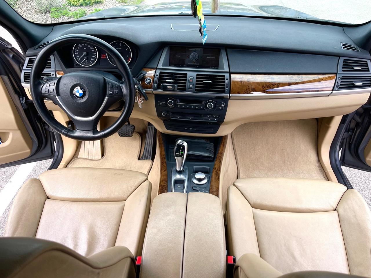 Bmw X5 3.0d 235cv ,,IMMACOLATA” 7 posti Gancio 3500kg