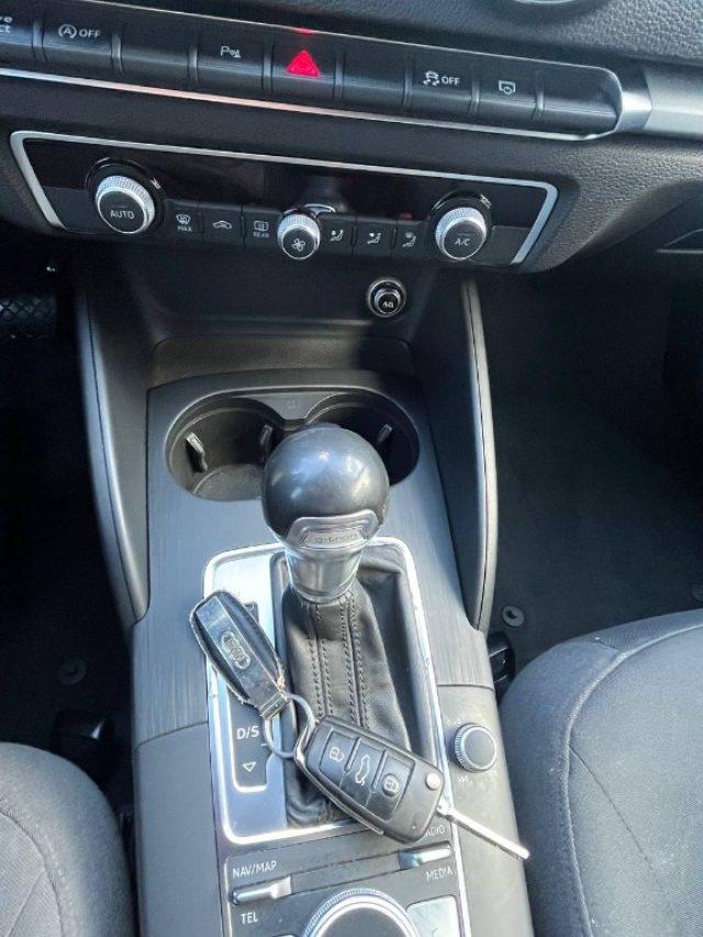 AUDI A3 SPB 30 g-tron S tronic Sport