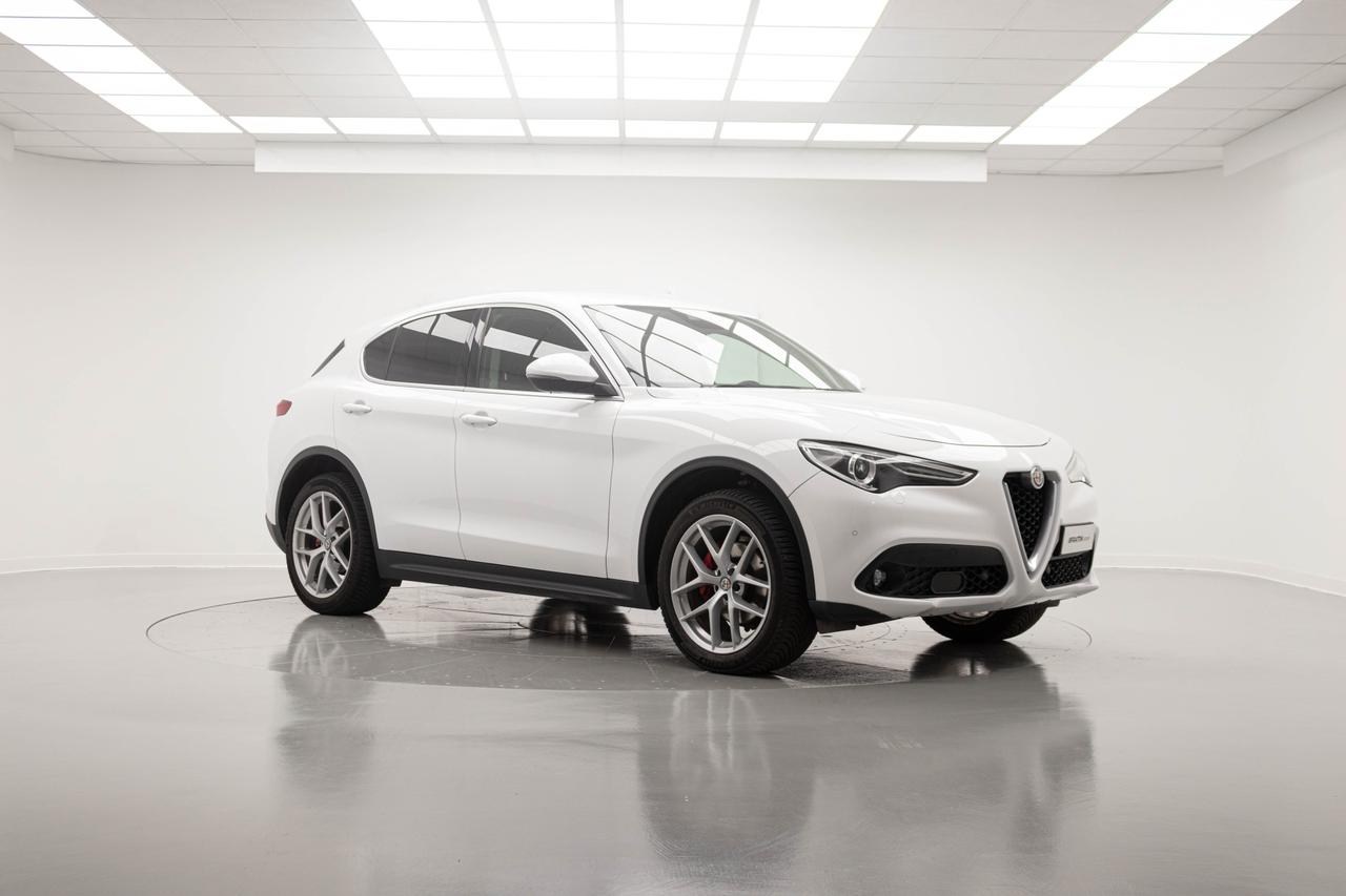 ALFA ROMEO STELVIO 2.2 TURBODIESEL 210