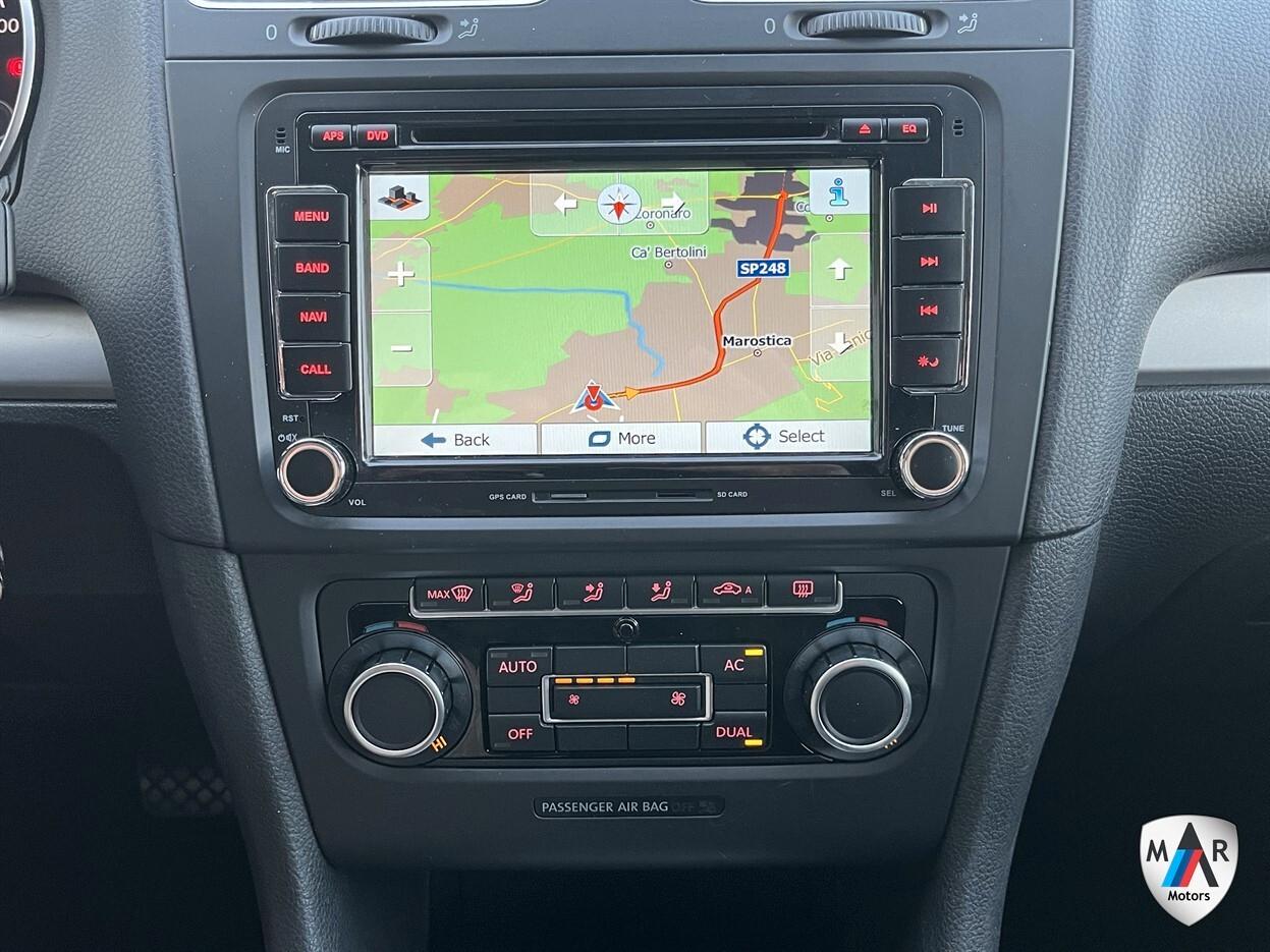 Volkswagen Golf 1.6 TDI DPF DSG 5p. R Line