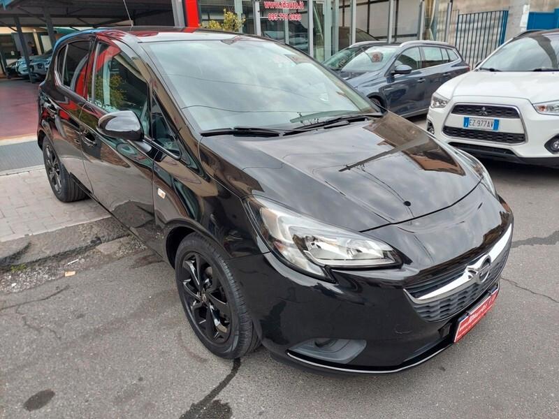 Opel Corsa 1.4 5 porte Black Edition