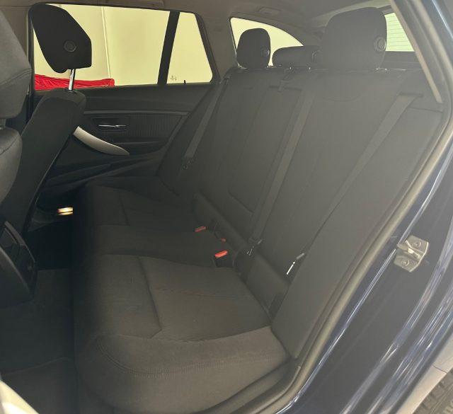 BMW 318 d Touring Business Advantage aut.