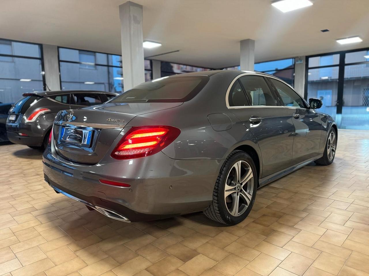 Mercedes-benz E 220 E 220 d 4Matic Auto Premium Plus