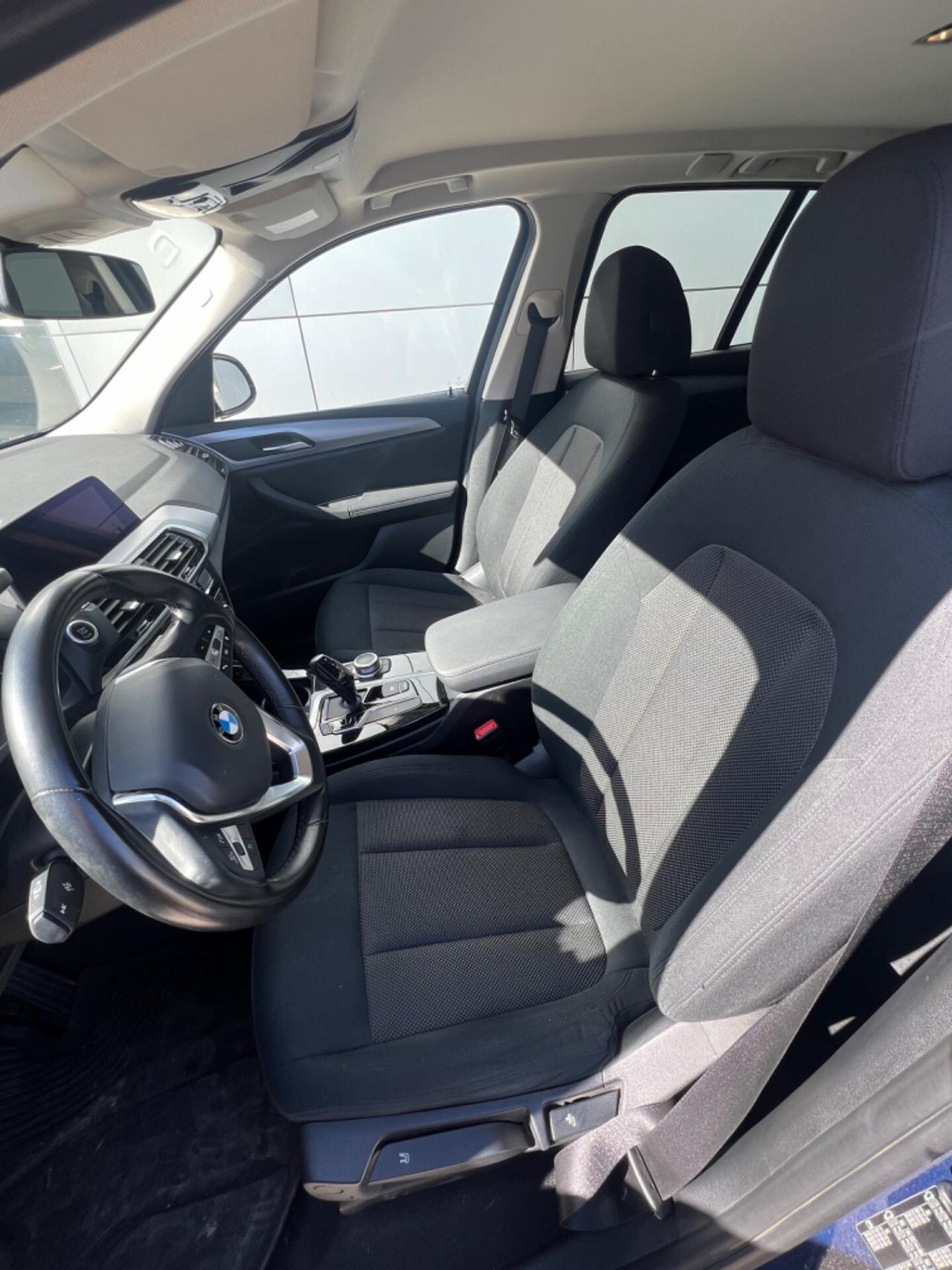 Bmw X3 sDrive18d Luxury - anno 2021 - km 55.000