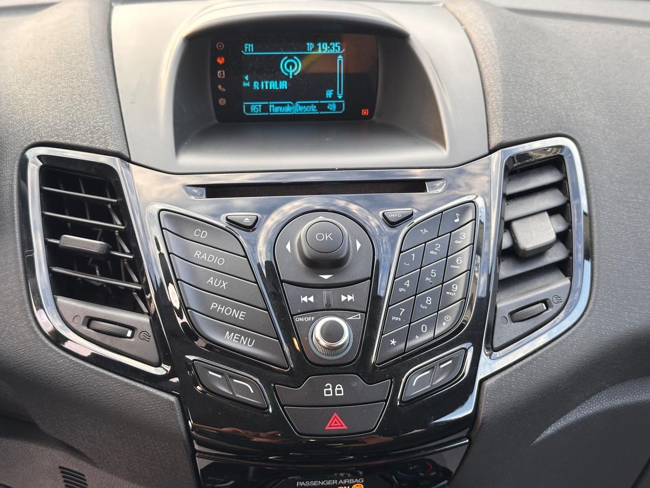 Ford Fiesta 2013 1.4 97CV GPL Titanium Restyling