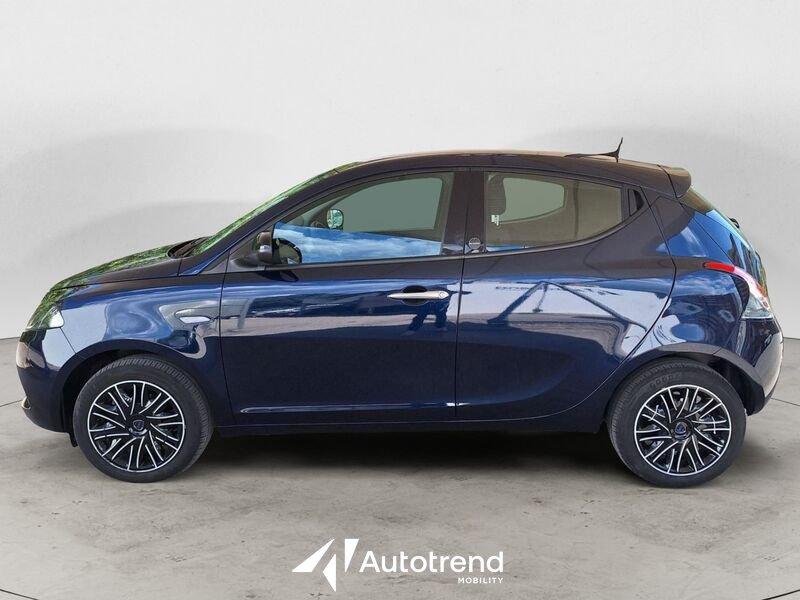 Lancia Ypsilon 1.0 FireFly 70 CV 5 Posti Hybrid Silver S&S