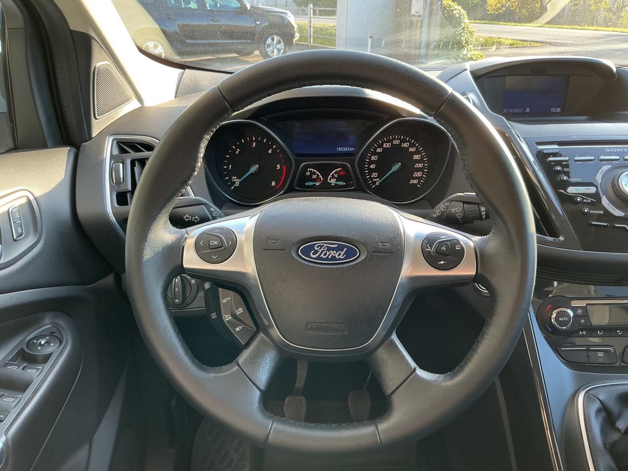 Ford Kuga 2.0 Diesel 4x4 Gancio Traino Neopatentati