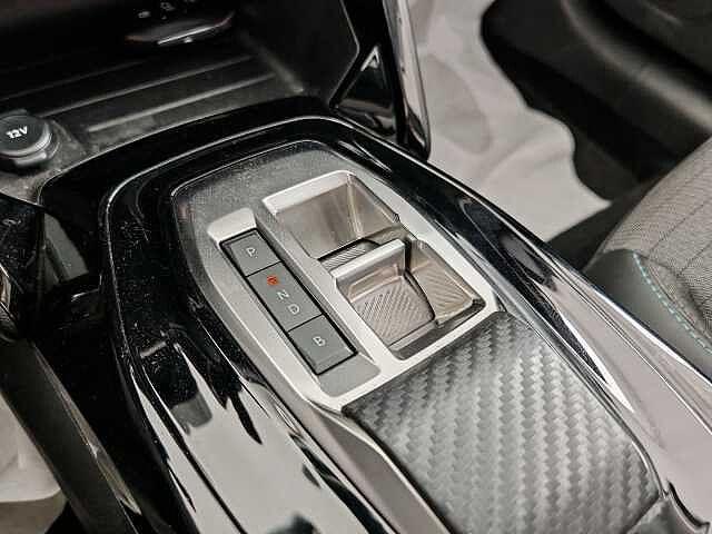 Peugeot 208 motore elettrico 136 CV 5 porte Allure Pack
