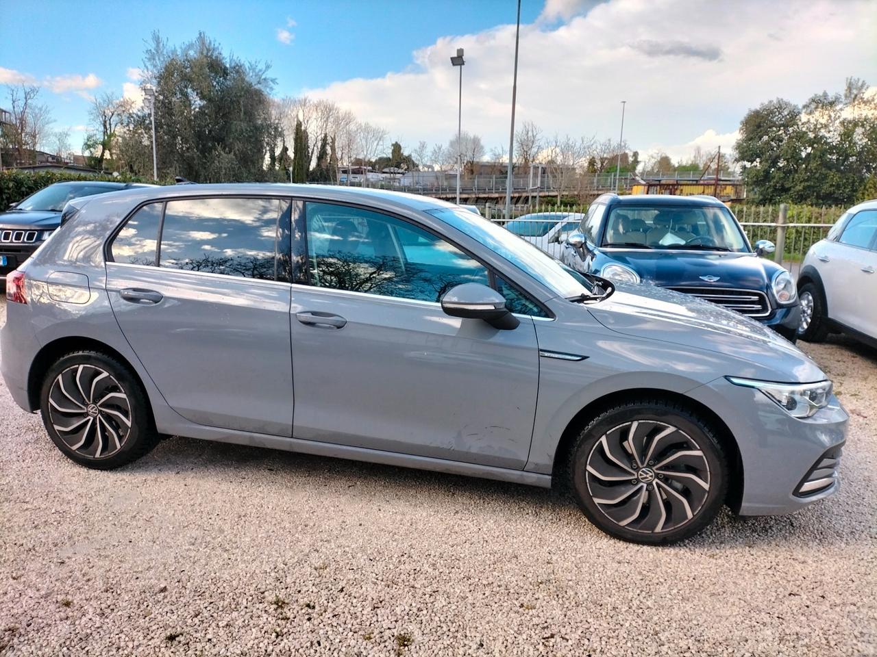 Volkswagen Golf 1.5 eTSI 150 CV MILD HYBRID EVO ACT DSG Style