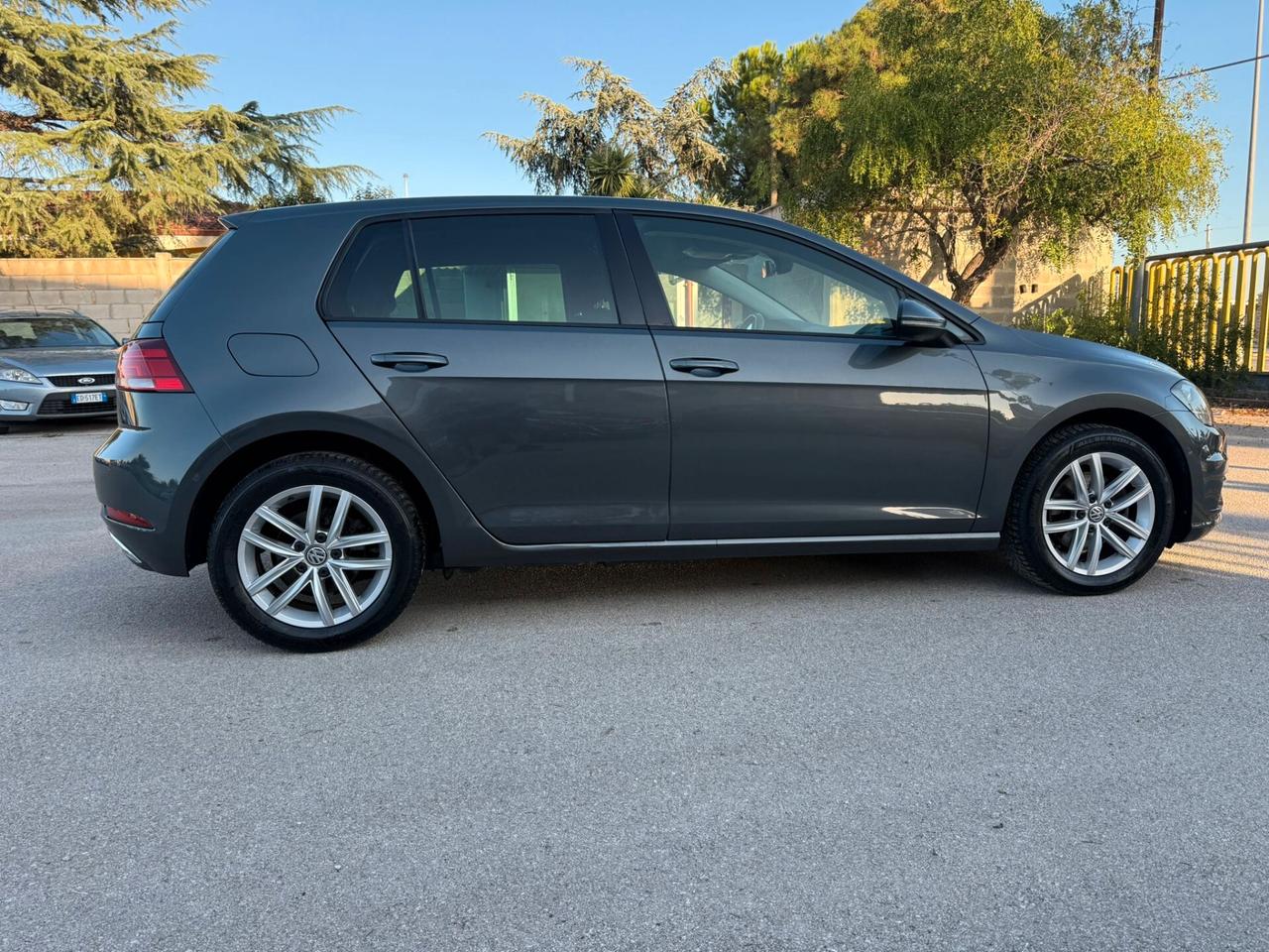 Volkswagen Golf 7.5 1.6 TDI - 115CV - DSG