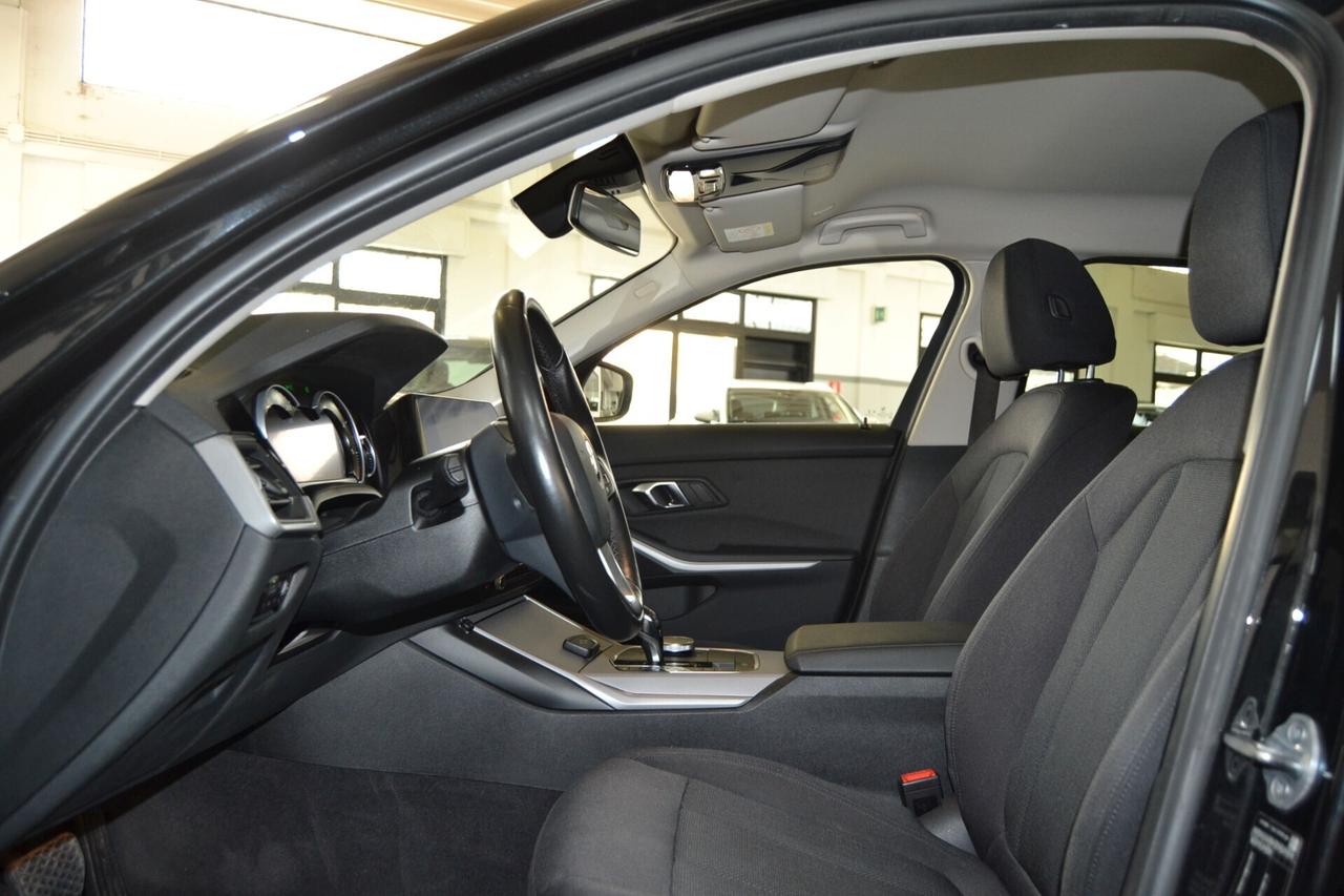 BMW 318D SW Advantage Navi/KmDoc/Xenon/CruiseADD/PDK