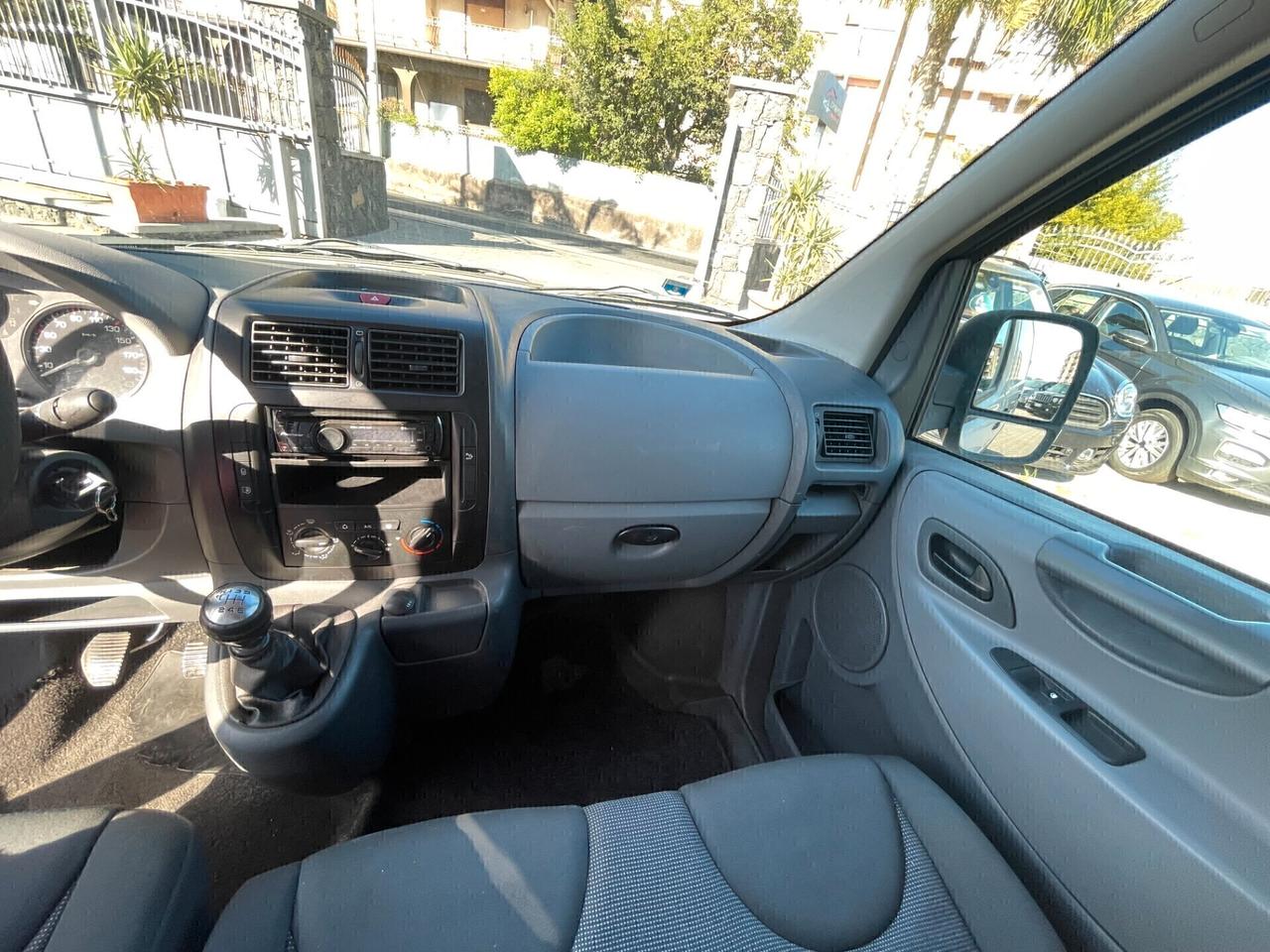 Peugeot Expert 2.0 HDi 120cv