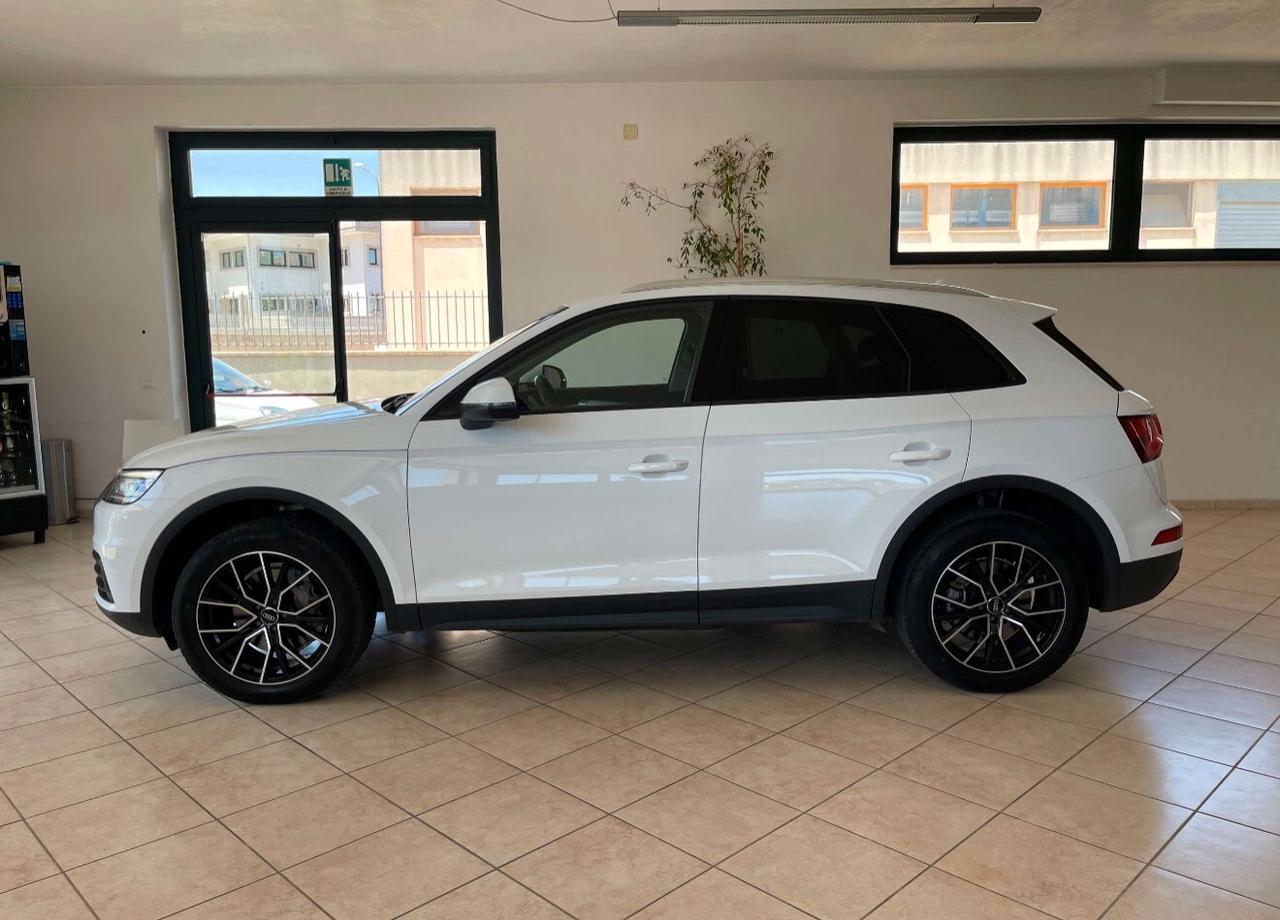 Audi Q5 2.0 TDI 190 CV quattro S tronic Business